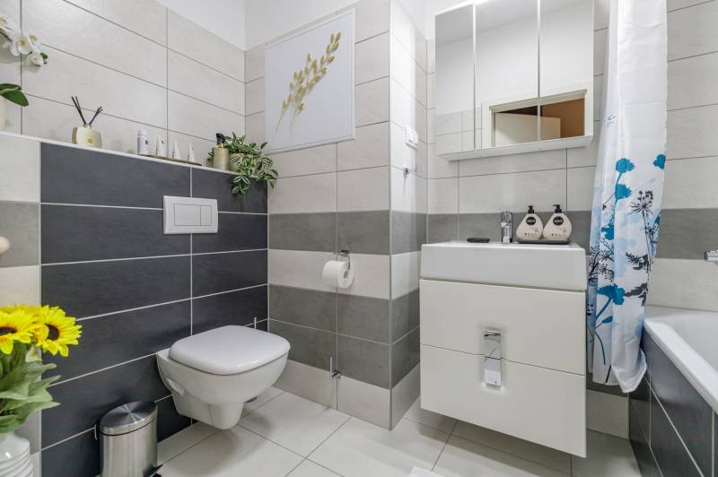 SLNEČNICE︱Modern 1BED Apt. with a Balcony and Excellent Amenities