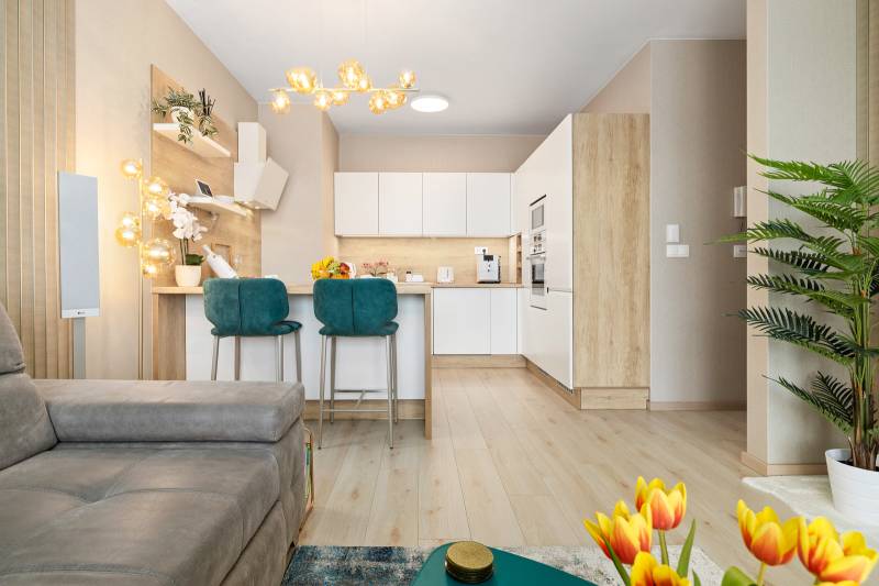 SLNEČNICE︱Modern 1BED Apt. with a Balcony and Excellent Amenities