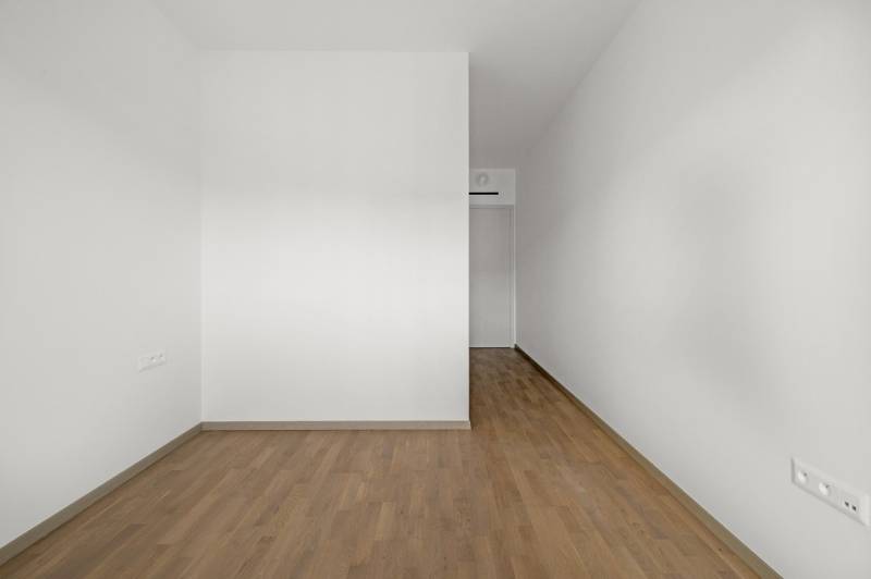 FOR SALE - METROPOLIS New 1 bedroom apartment, Bottova