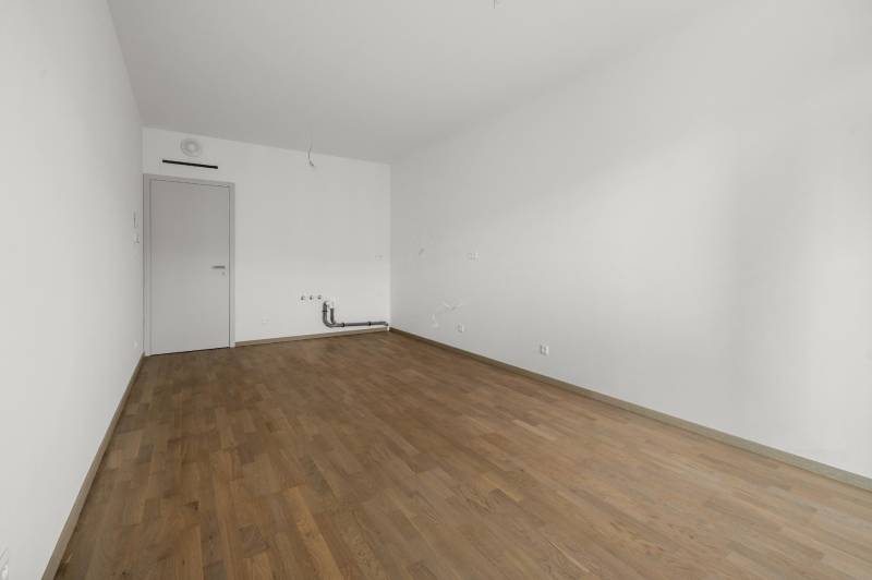 FOR SALE - METROPOLIS New 1 bedroom apartment, Bottova