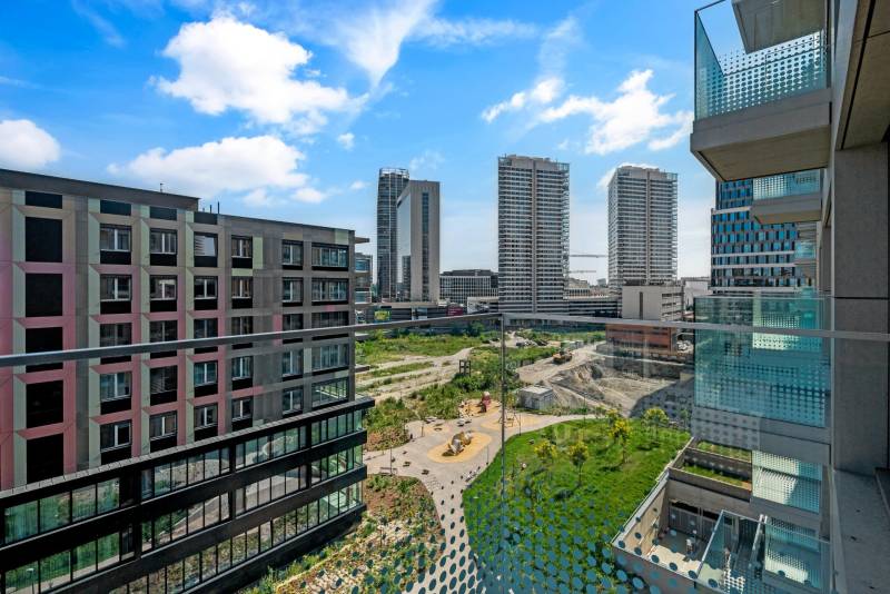 FOR SALE - METROPOLIS New 1 bedroom apartment, Bottova