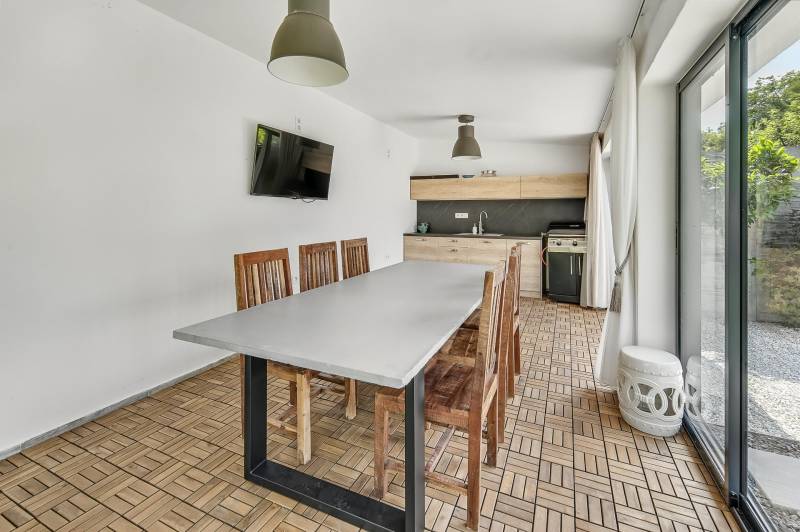 THE HOME | FOR SALE – 3-bedroom family house with garden house