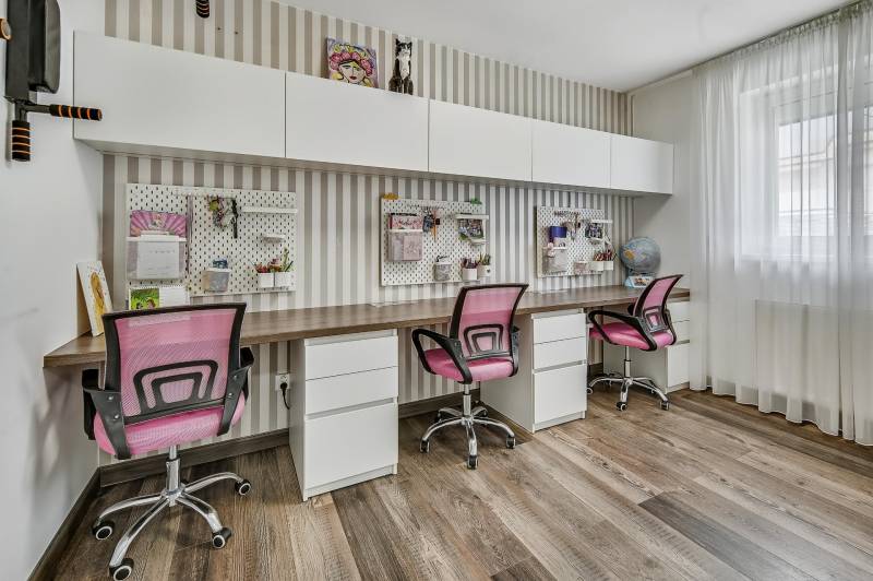 THE HOME | FOR SALE – 3-bedroom family house with garden house