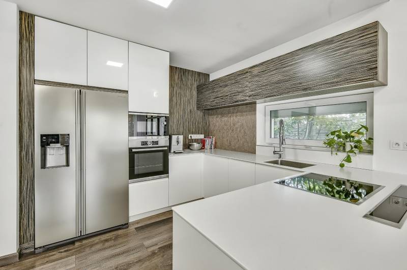 THE HOME | FOR SALE – 3-bedroom family house with garden house