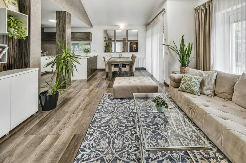 THE HOME | FOR SALE – 3-bedroom family house with garden house