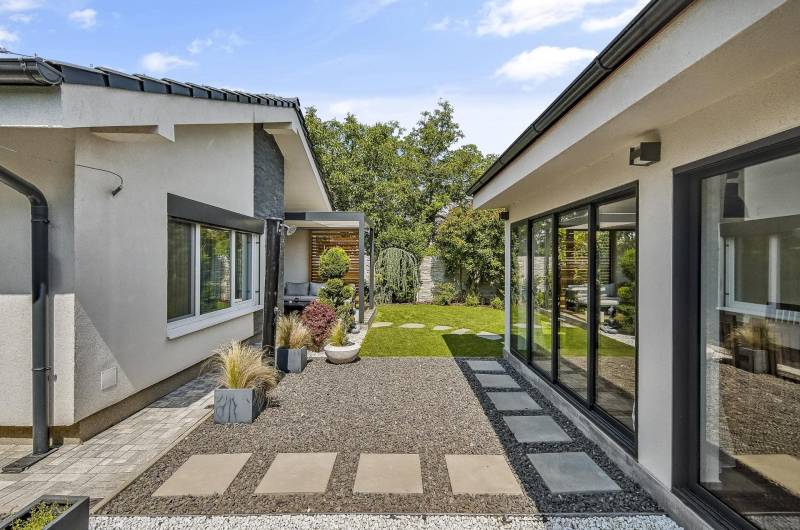 THE HOME | FOR SALE – 3-bedroom family house with garden house