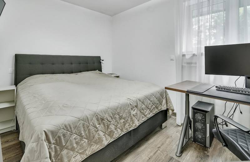 THE HOME | FOR SALE – 3-bedroom family house with garden house