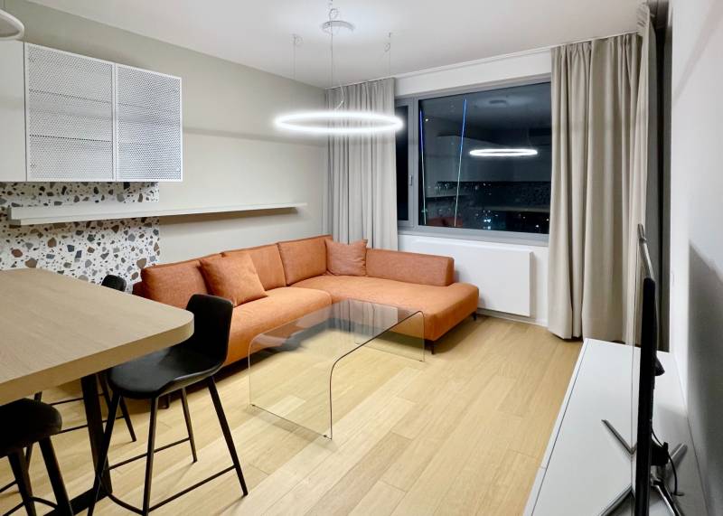 FOR RENT︱SKY PARK - 1 bedroom apartment with eastern view and parking