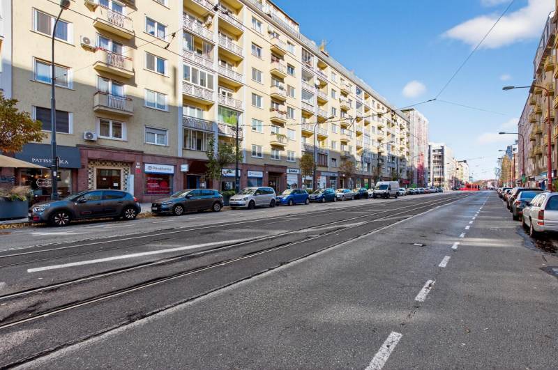 THE HOME I SALE Spacious 2 bed. apt. in the center Krížna/Blumentálska