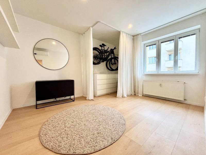 THE HOME I FOR RENT - Modern 2 bed. apartment in the center, Cukrová