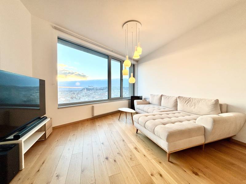 THE HOME︱FOR RENT SKY PARK  2 bed. apt. with the old town view