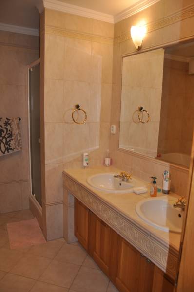 THE HOME I FOR RENT - Spacious 3 bedroom apartment at Zámocká street