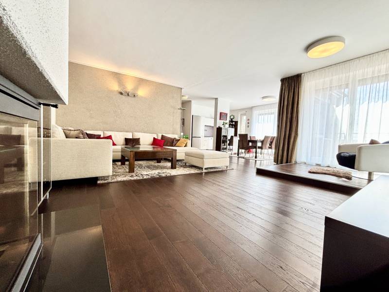 THE HOME I FOR RENT Spacious 2 bed. apartment with terrace at Kramáre