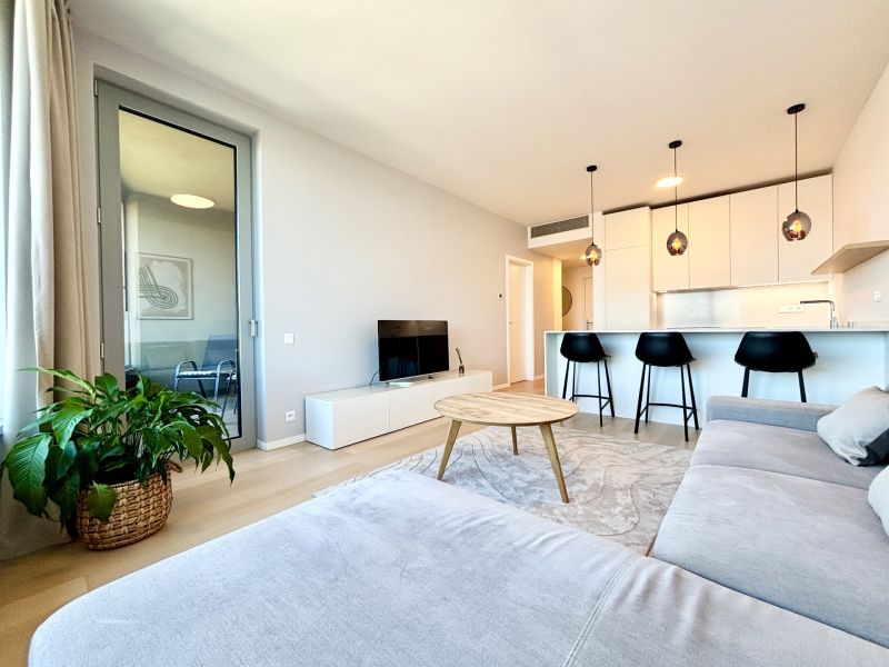THE HOME I FOR RENT - SKY PARK 1 bed. apartment with castle view