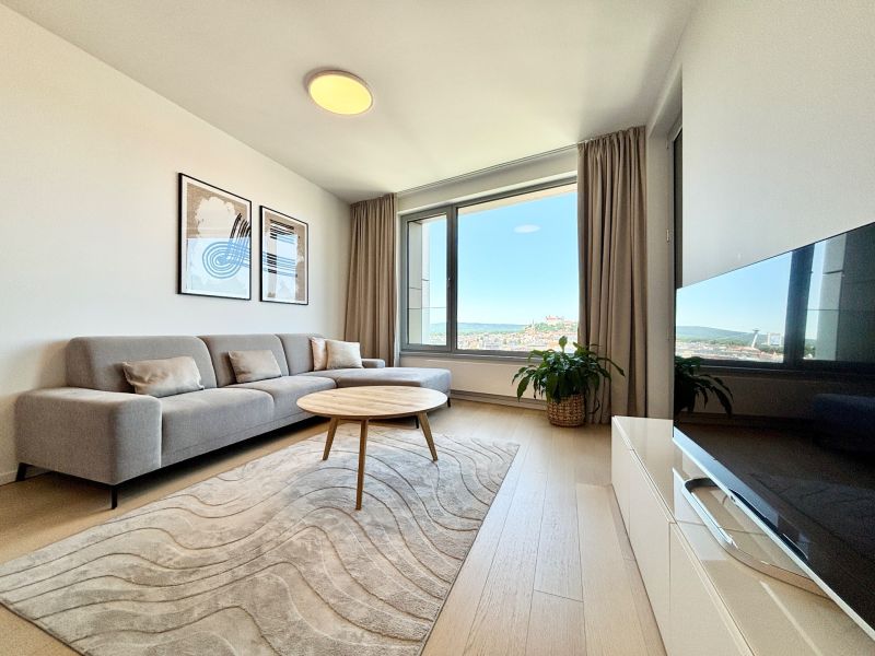 THE HOME I FOR RENT - SKY PARK 1 bed. apartment with castle view
