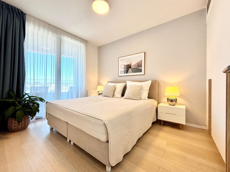 THE HOME I FOR RENT - SKY PARK 1 bed. apartment with castle view