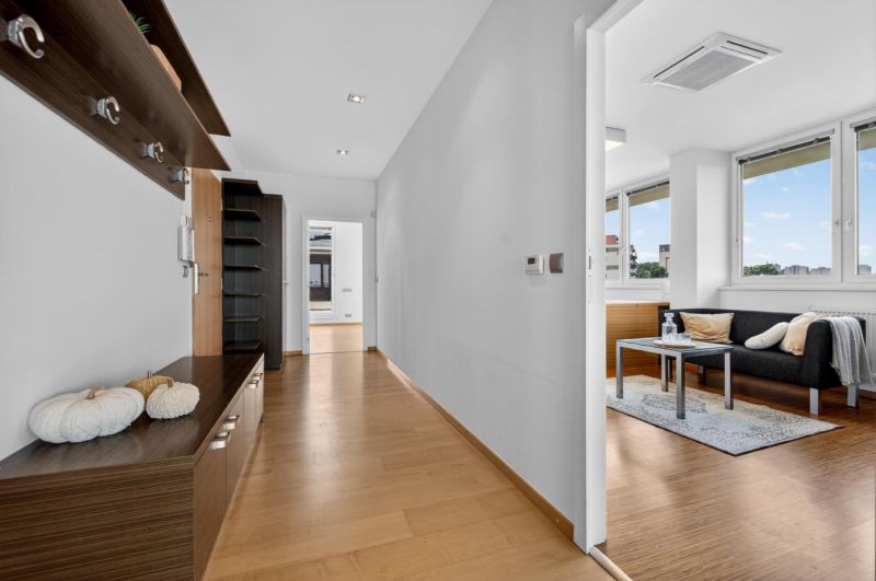 THE HOME I SALE Spacious penthouse with terarrace on Sklenárska street
