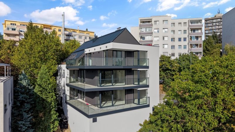 THE HOME I SALE Exclusive 4bedroom apt. with large terrace, Old Town