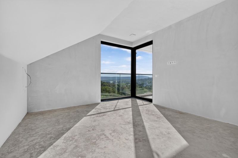 THE HOME I SALE Exclusive 4bedroom apt. with large terrace, Old Town
