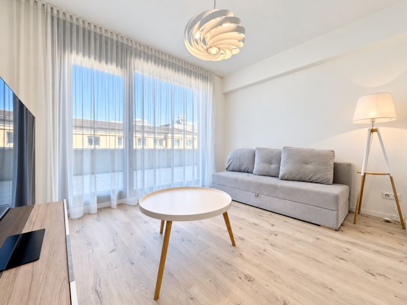 THE HOME I FOR RENT - Luxurious 2 bed. apt. with terrace, Bezručova