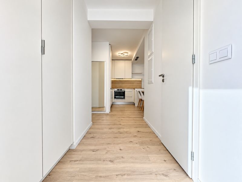 THE HOME I FOR RENT - Luxurious 2 bed. apt. with terrace, Bezručova